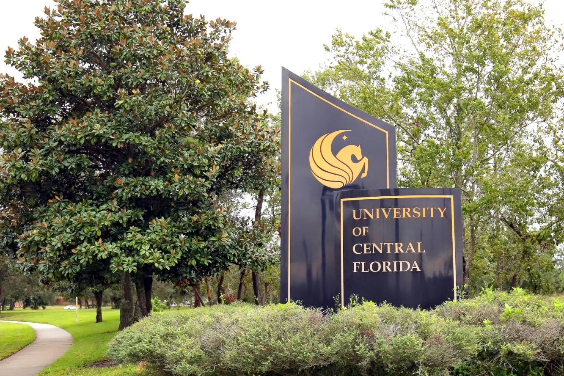 564 x 376 UCF